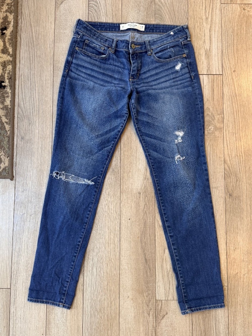 Abercrombie and Fitch super skinny Jeans size 6R
